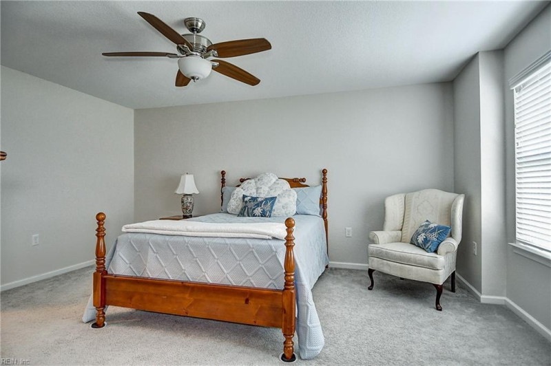 Photo 23 of 44 residential for sale in Chesapeake virginia