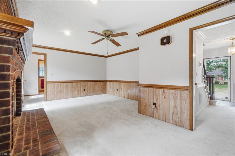 Photo 15 of 45 residential for sale in Chesapeake virginia
