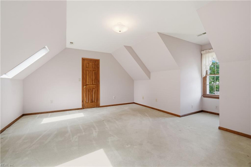 Photo 23 of 45 residential for sale in Chesapeake virginia