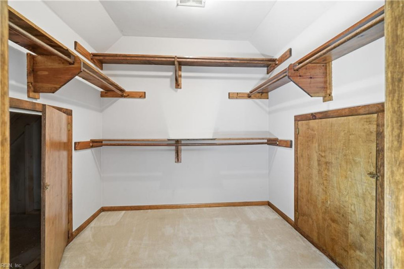 Photo 26 of 45 residential for sale in Chesapeake virginia