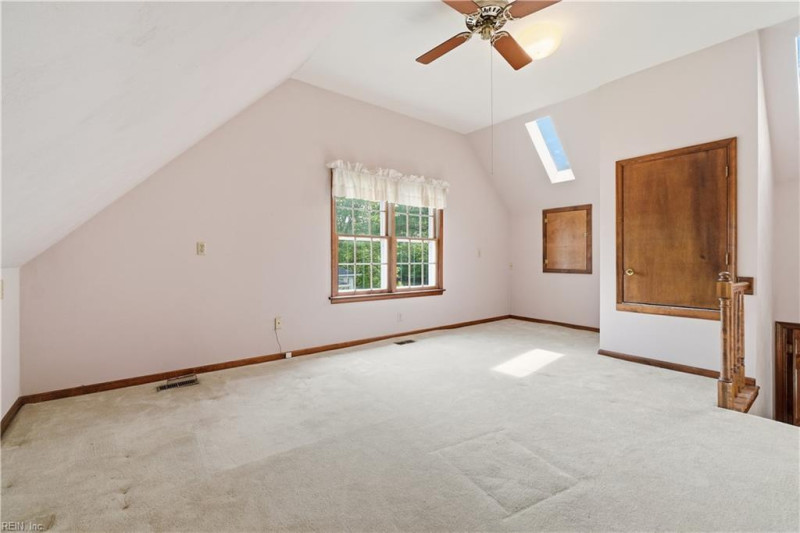 Photo 33 of 45 residential for sale in Chesapeake virginia