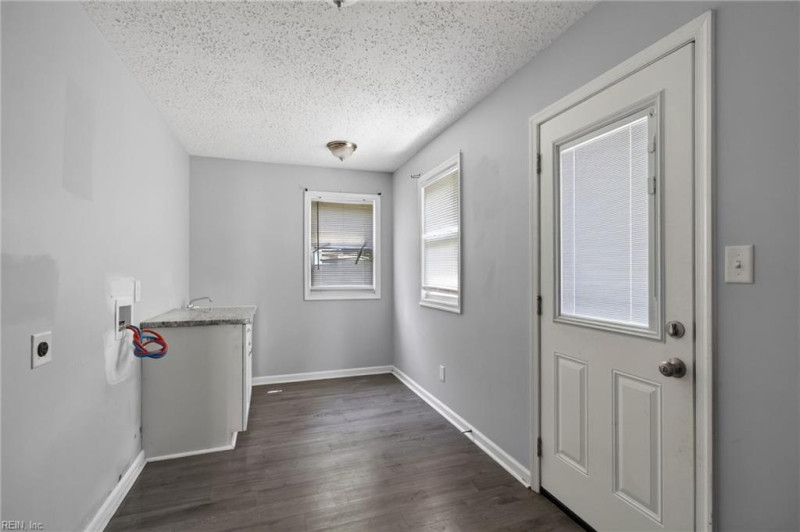 Photo 8 of 13 residential for sale in Norfolk virginia Photo 8 of 13 residential for sale in Norfolk virginia