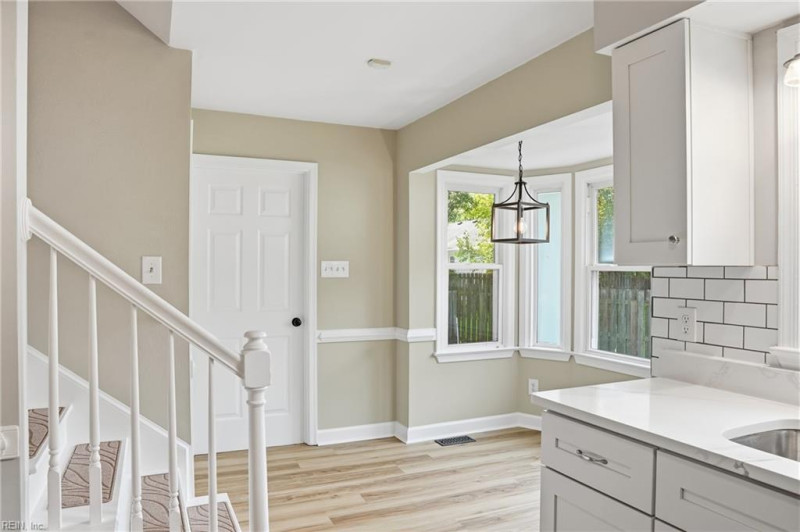 Photo 13 of 31 residential for sale in Chesapeake virginia