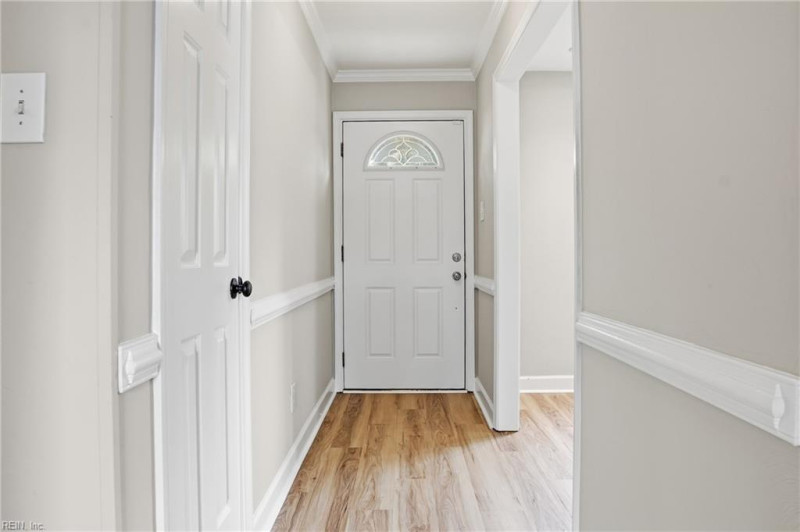 Photo 2 of 31 residential for sale in Chesapeake virginia
