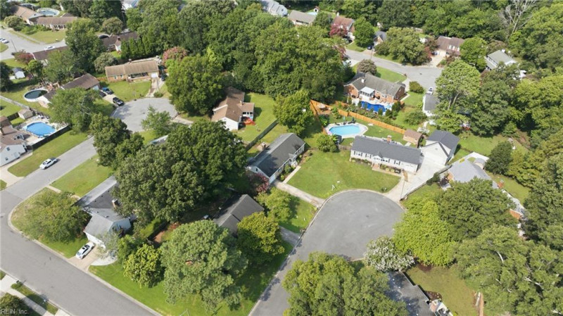 Photo 25 of 31 residential for sale in Chesapeake virginia