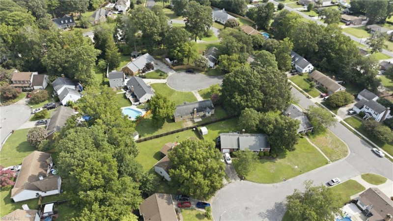 Photo 27 of 31 residential for sale in Chesapeake virginia