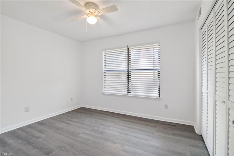 Photo 21 of 33 residential for sale in Newport News virginia