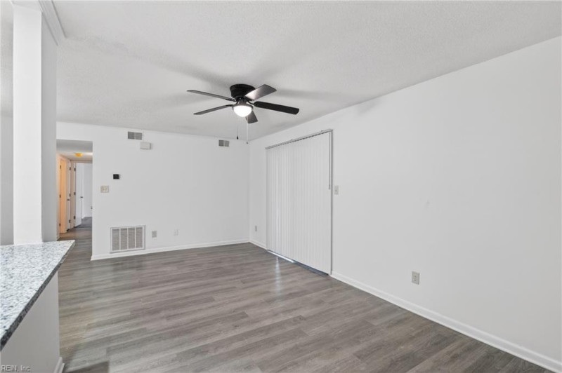 Photo 7 of 33 residential for sale in Newport News virginia