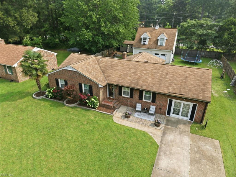 Photo 30 of 32 residential for sale in Chesapeake virginia