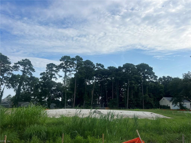 Photo 5 of 7 land for sale in Chesapeake virginia