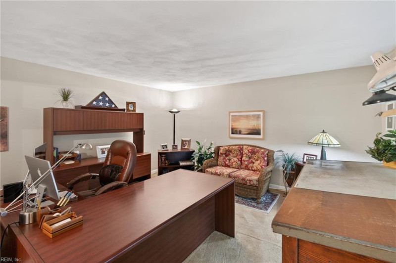 Photo 17 of 41 residential for sale in Norfolk virginia