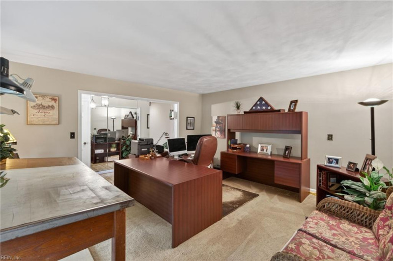 Photo 18 of 41 residential for sale in Norfolk virginia