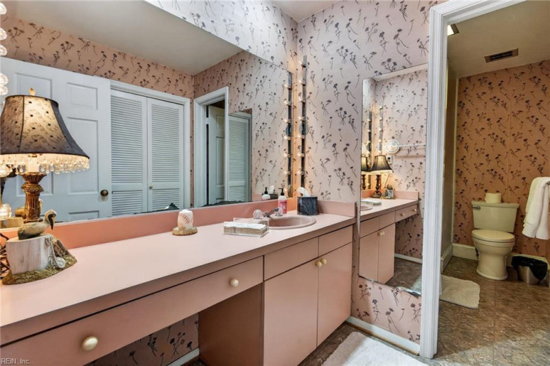 Photo 28 of 41 residential for sale in Norfolk virginia