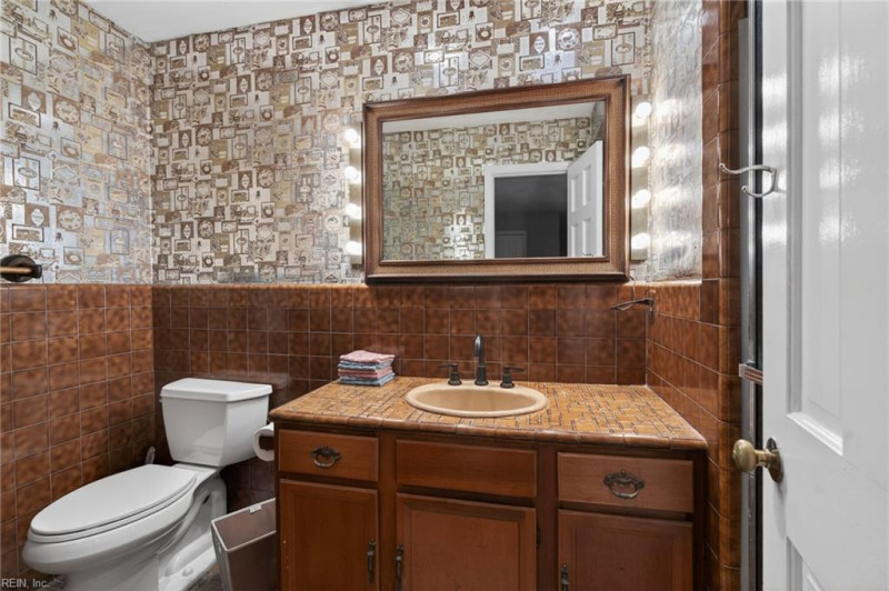 Photo 31 of 41 residential for sale in Norfolk virginia