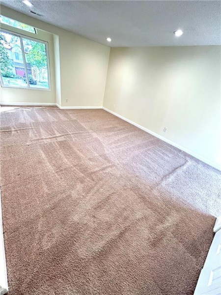 Photo 14 of 21 residential for sale in Virginia Beach virginia