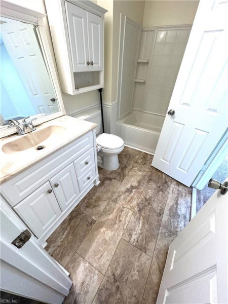 Photo 18 of 21 residential for sale in Virginia Beach virginia