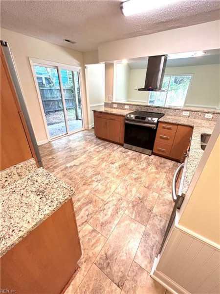 Photo 2 of 21 residential for sale in Virginia Beach virginia