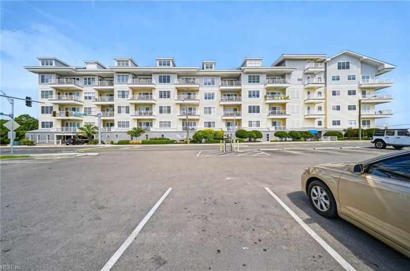 Photo 3 of 50 residential for sale in Virginia Beach virginia