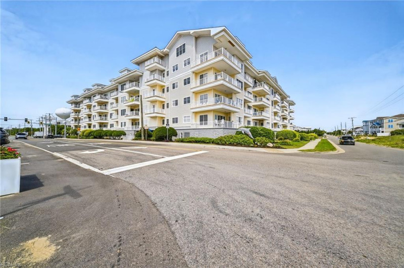 Photo 36 of 50 residential for sale in Virginia Beach virginia
