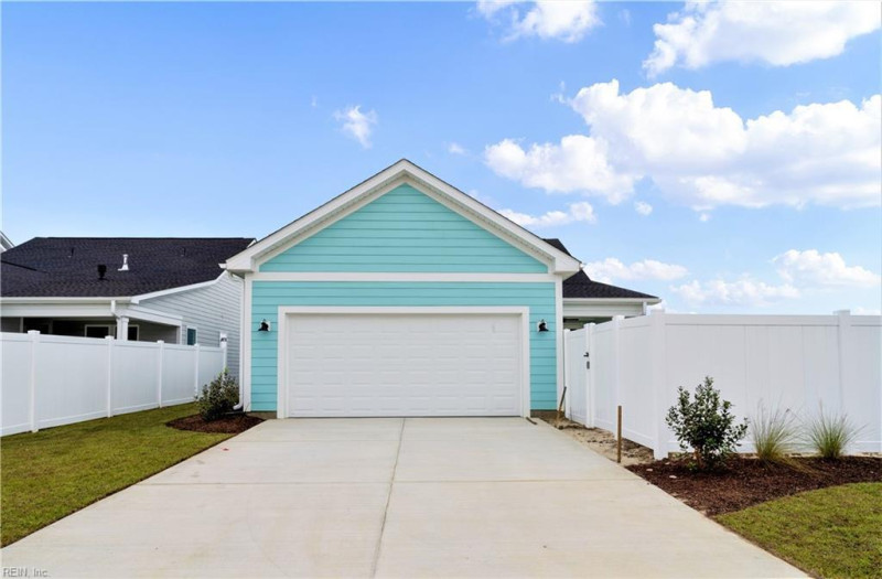 Photo 29 of 30 residential for sale in Chesapeake virginia