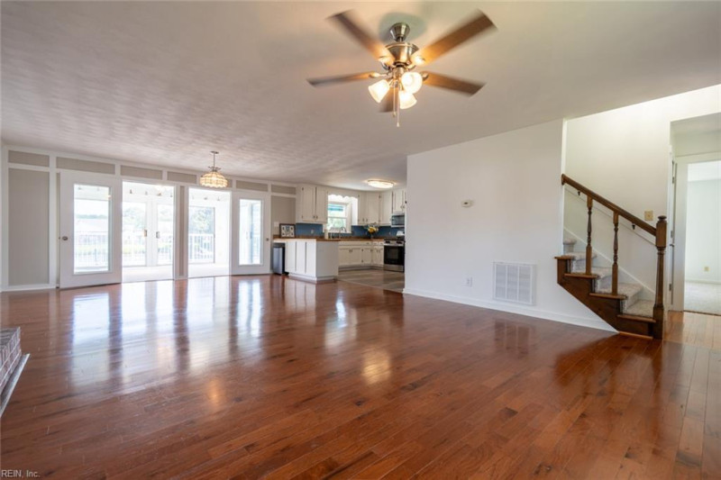 Photo 5 of 50 residential for sale in Chesapeake virginia Photo 5 of 50 residential for sale in Chesapeake virginia
