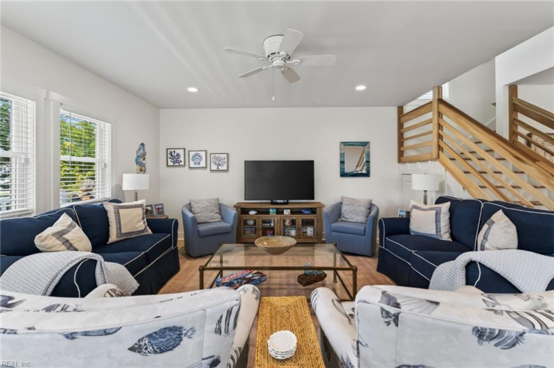 Photo 10 of 50 residential for sale in Virginia Beach virginia