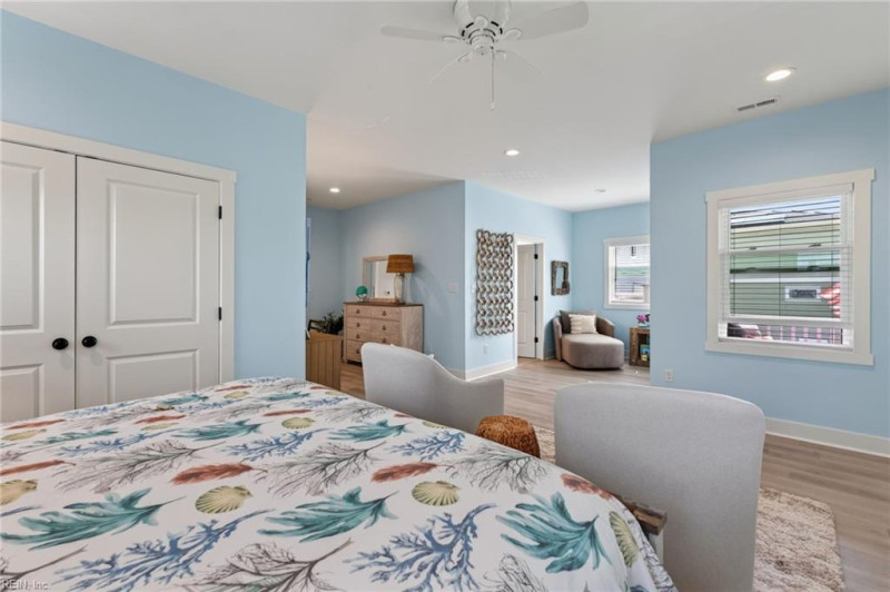 Photo 25 of 50 residential for sale in Virginia Beach virginia