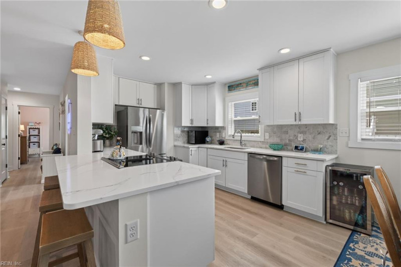 Photo 7 of 50 residential for sale in Virginia Beach virginia