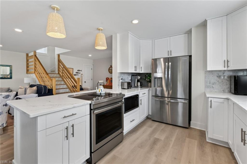 Photo 9 of 50 residential for sale in Virginia Beach virginia