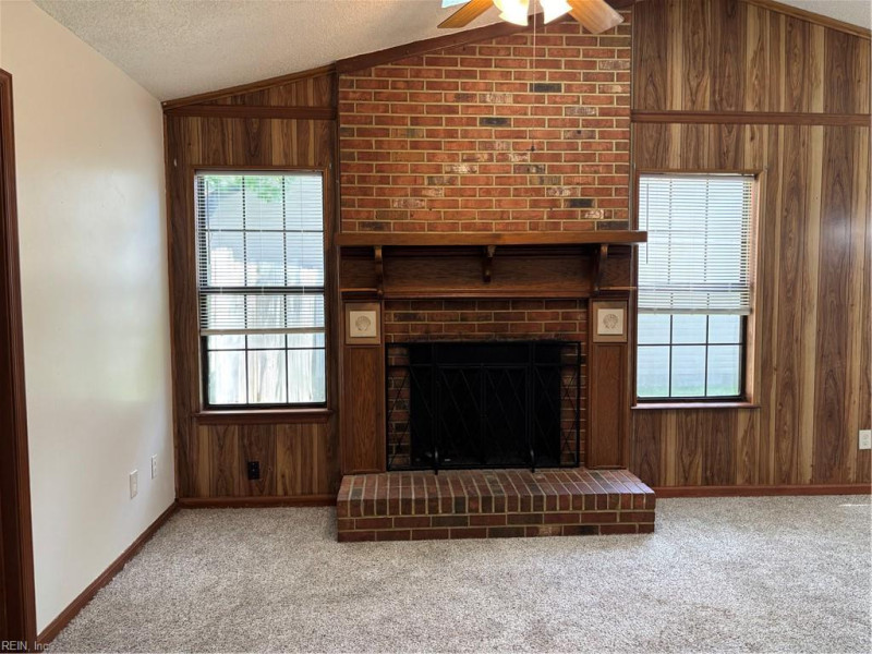 Photo 2 of 13 residential for sale in Virginia Beach virginia