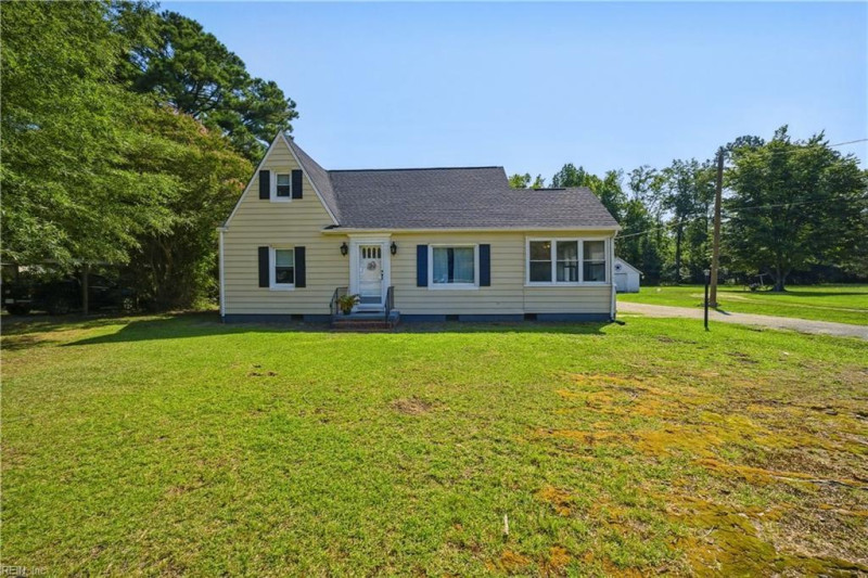 Photo 1 of 48 residential for sale in Mathews County virginia