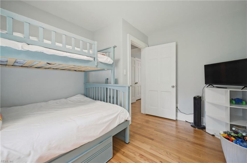 Photo 19 of 48 residential for sale in Mathews County virginia