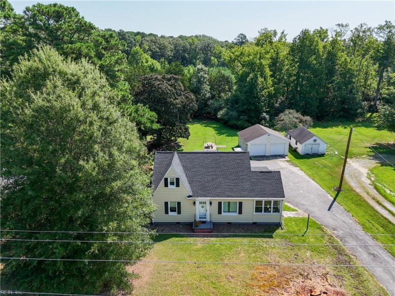 Photo 36 of 48 residential for sale in Mathews County virginia