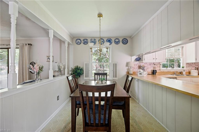 Photo 10 of 31 residential for sale in Hampton virginia