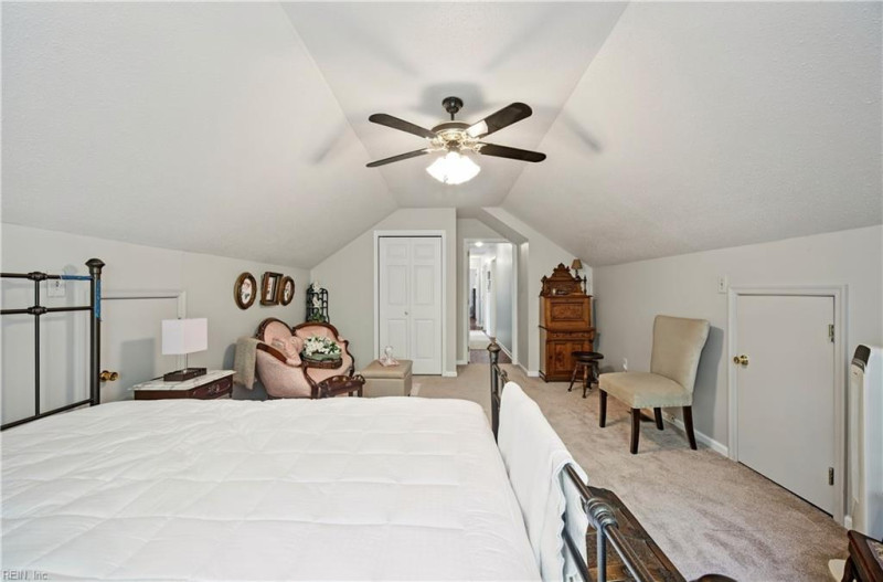 Photo 19 of 31 residential for sale in Hampton virginia