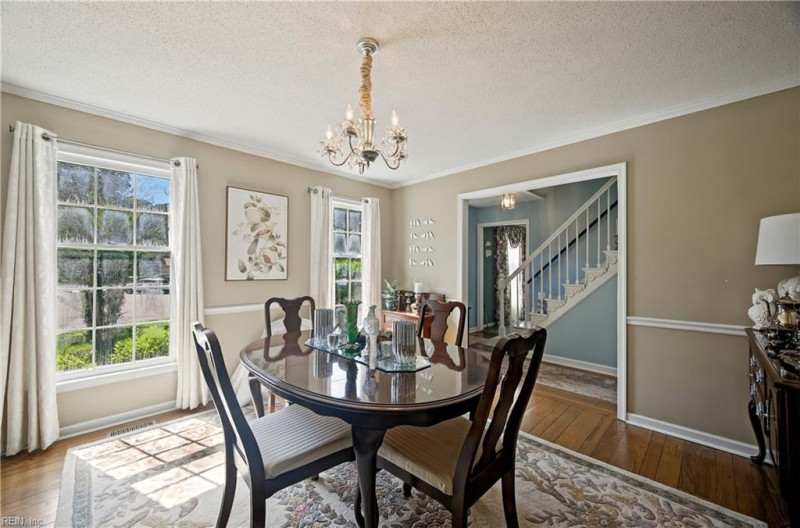 Photo 7 of 31 residential for sale in Hampton virginia