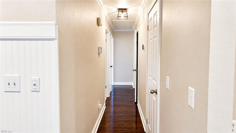 Photo 11 of 28 residential for sale in Virginia Beach virginia