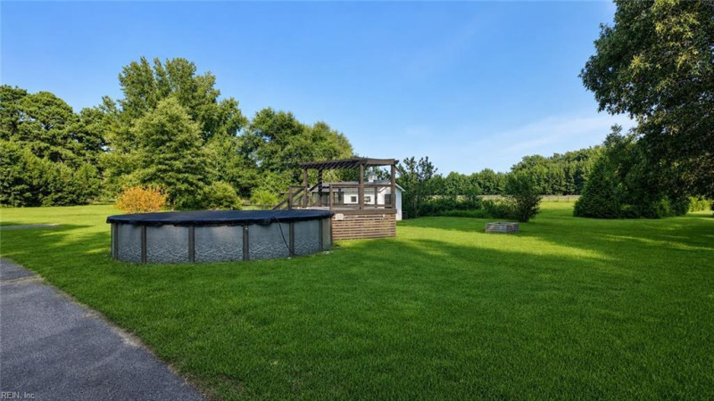 Photo 4 of 28 residential for sale in Virginia Beach virginia