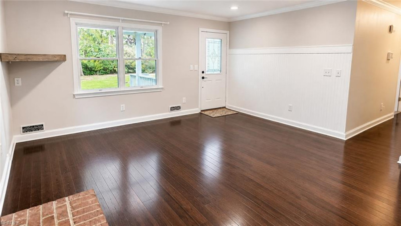 Photo 9 of 28 residential for sale in Virginia Beach virginia