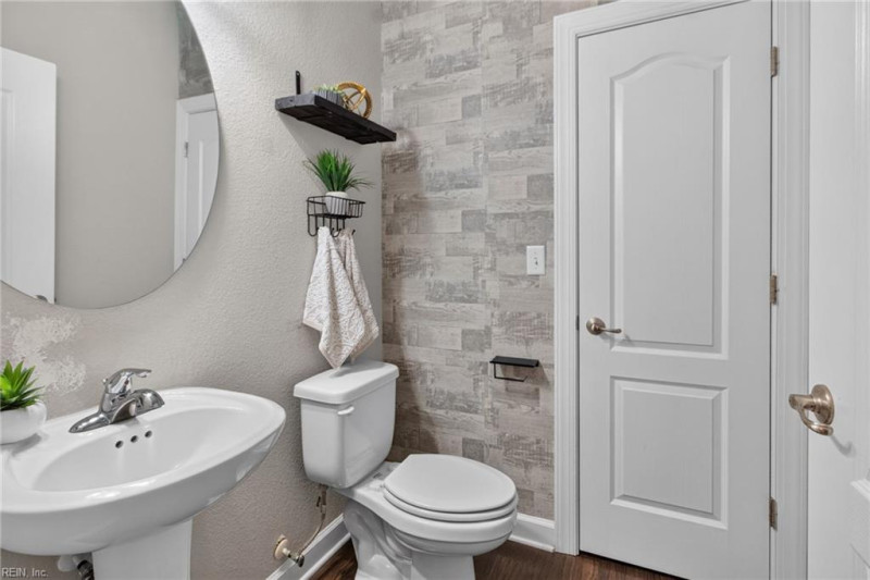 Photo 24 of 50 residential for sale in Suffolk virginia