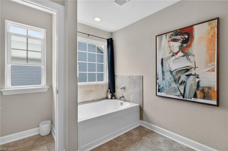 Photo 33 of 50 residential for sale in Suffolk virginia