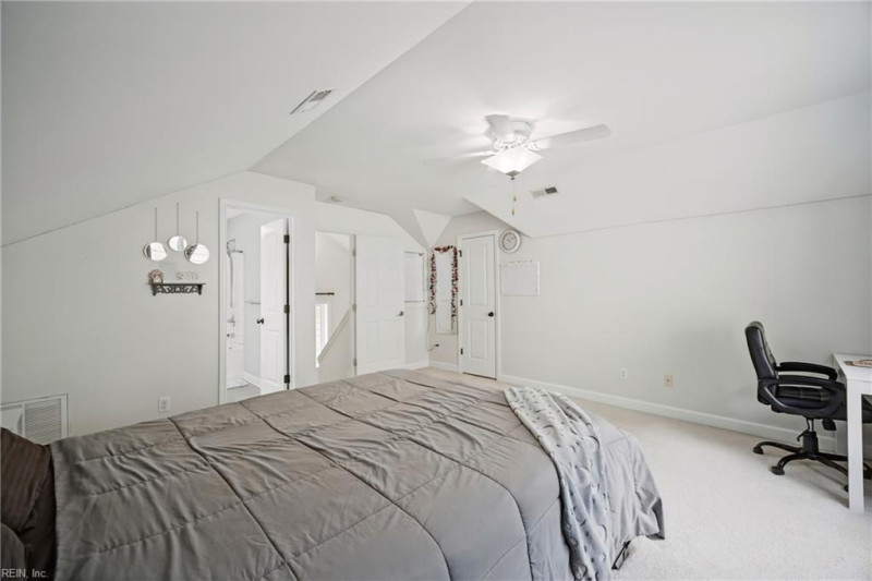 Photo 18 of 46 residential for sale in Virginia Beach virginia