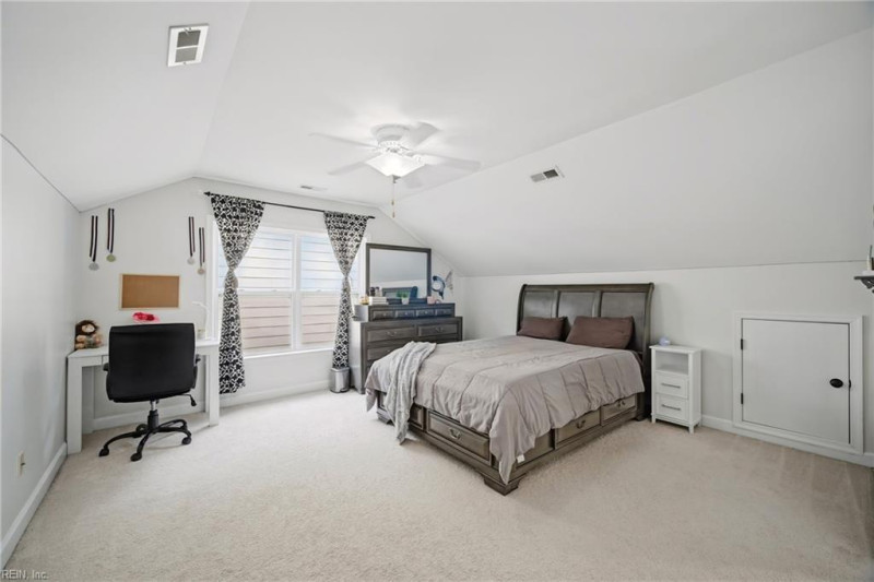 Photo 19 of 46 residential for sale in Virginia Beach virginia