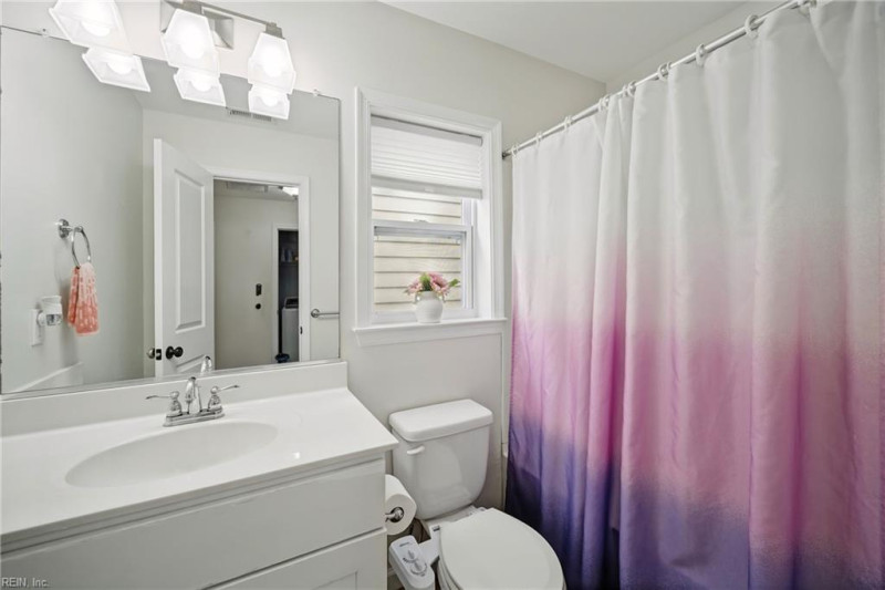 Photo 25 of 46 residential for sale in Virginia Beach virginia
