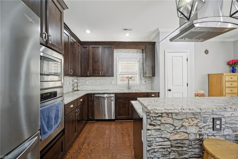 Photo 7 of 46 residential for sale in Virginia Beach virginia
