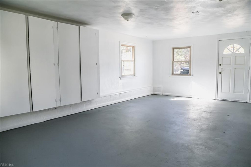 Photo 11 of 32 residential for sale in Suffolk virginia Photo 11 of 32 residential for sale in Suffolk virginia