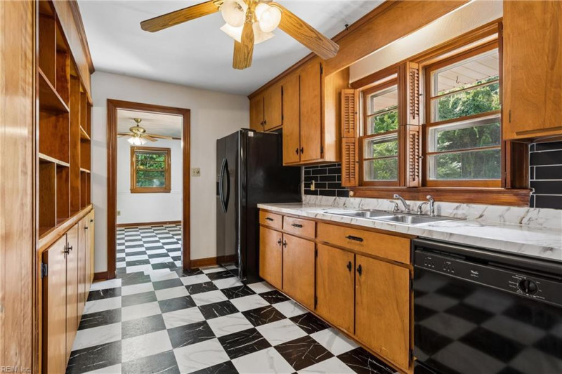 Photo 12 of 45 residential for sale in Hampton virginia Photo 12 of 45 residential for sale in Hampton virginia