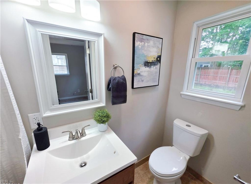 Photo 10 of 20 residential for sale in Virginia Beach virginia