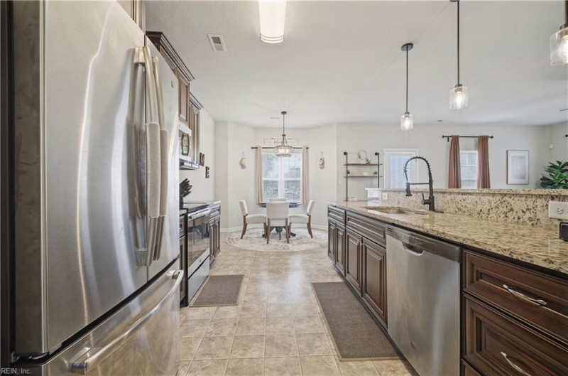 Photo 3 of 10 residential for sale in Chesapeake virginia Photo 3 of 10 residential for sale in Chesapeake virginia