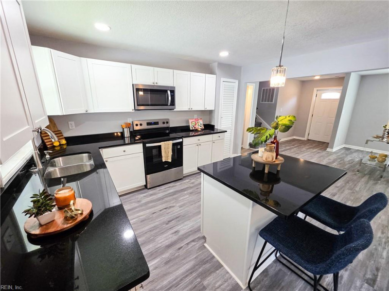 Photo 1 of 21 residential for sale in Portsmouth virginia